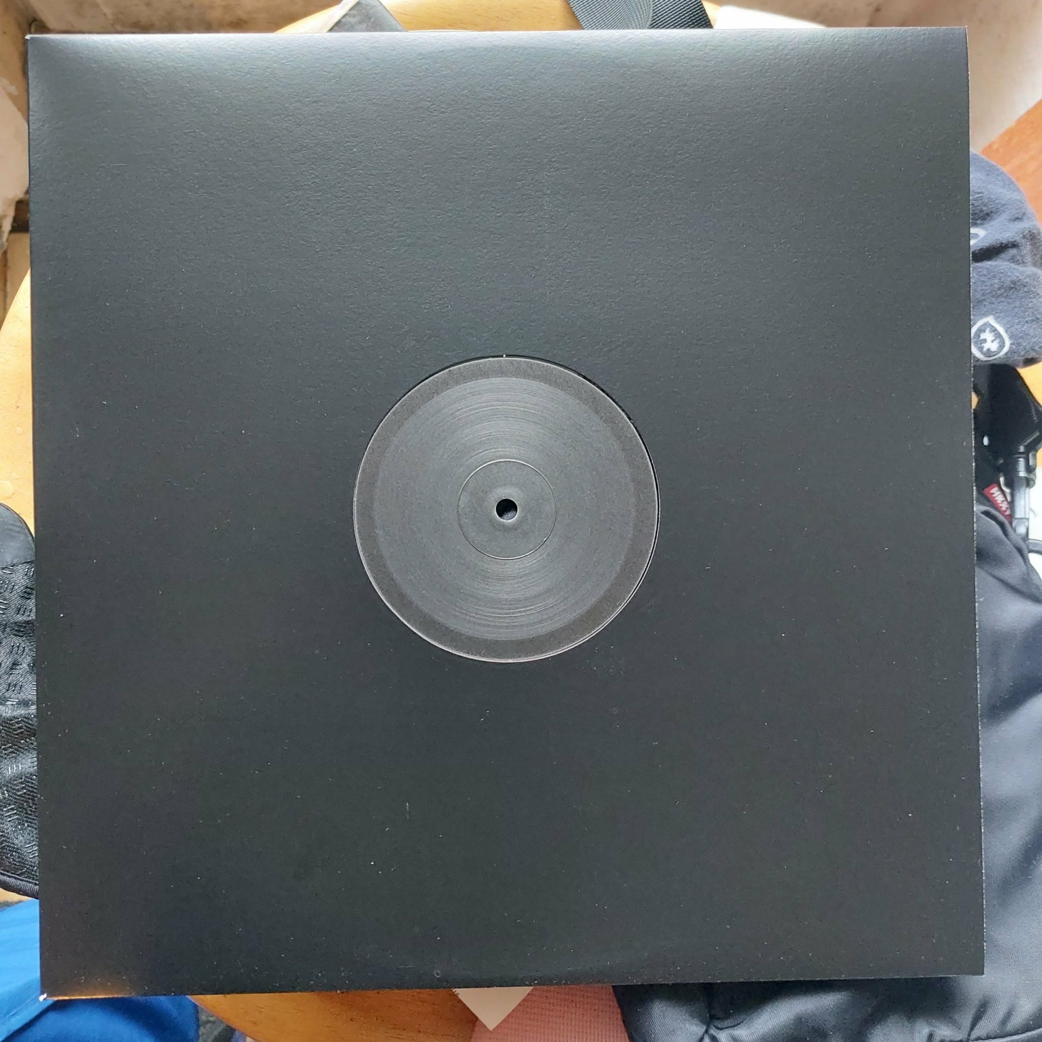 Various Artists - L3AVA01